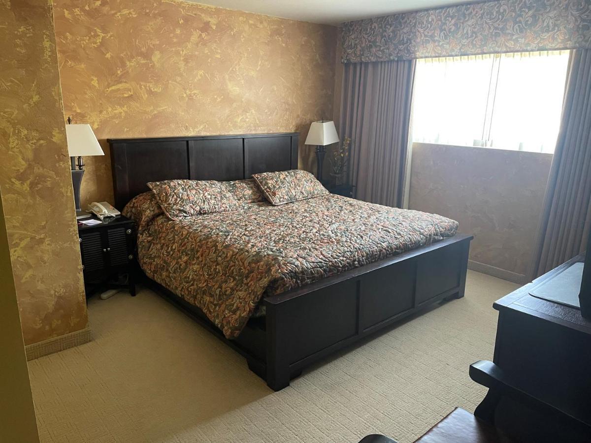 Ramada By Wyndham Viscount Suites Tucson East Екстериор снимка