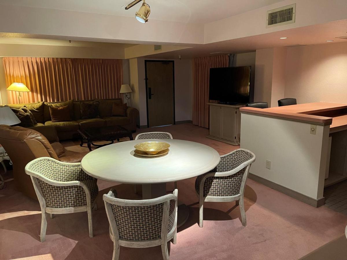 Ramada By Wyndham Viscount Suites Tucson East Екстериор снимка