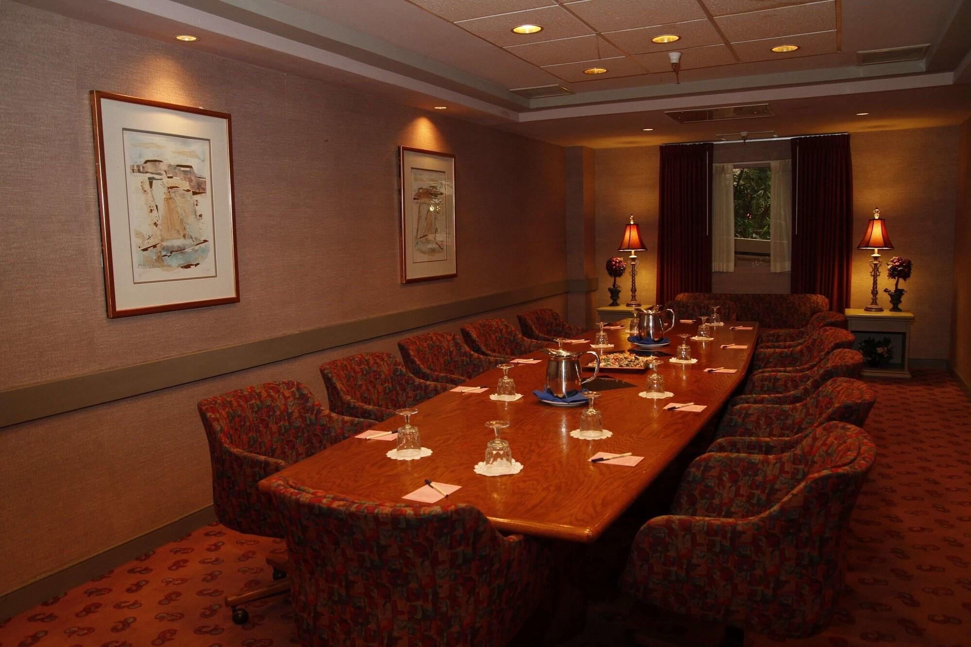 Ramada By Wyndham Viscount Suites Tucson East Екстериор снимка