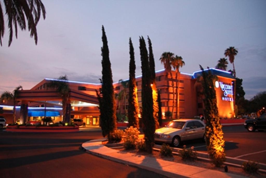 Ramada By Wyndham Viscount Suites Tucson East Екстериор снимка